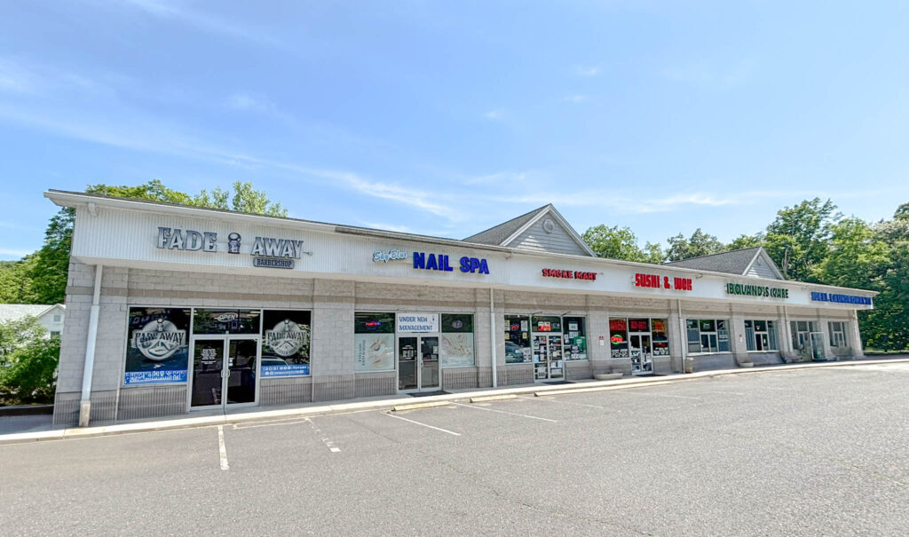 172 North St, Seymour, CT-2