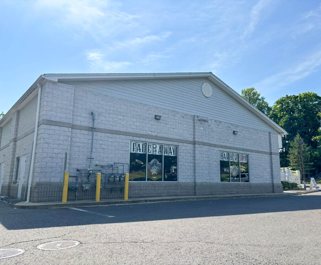 172 North St, Seymour, CT-3